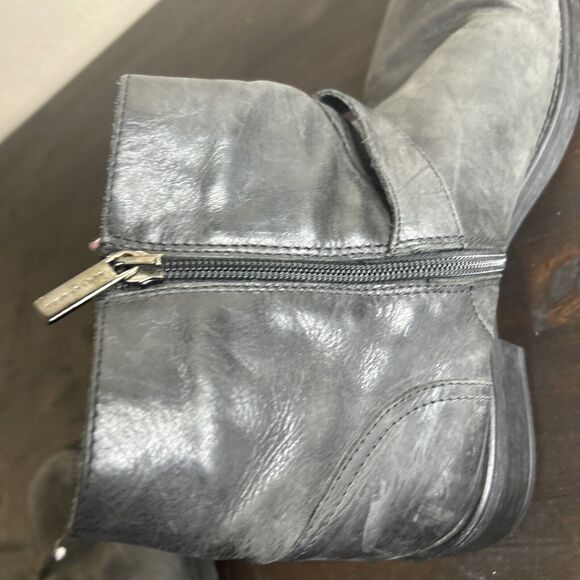 Aquatalia Womens Gray Suede Buckle Block Heels Ankle Boots Shoes Size 10 - Picture 13 of 15